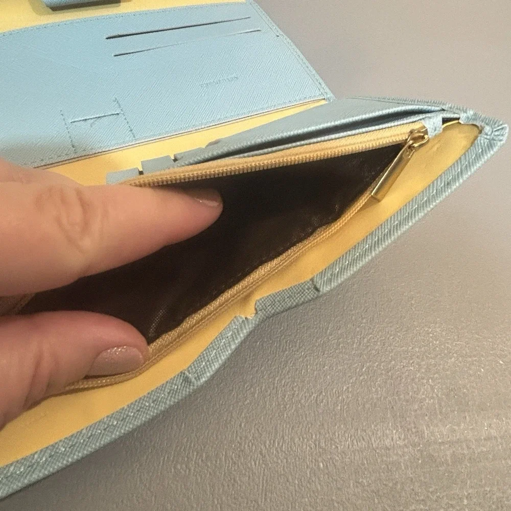 Zoppen Pastel Blue Trifold Travel Wallet RFID Organizer ID Card Holder Snap